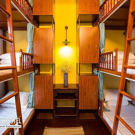 Halley Hostel Hanoi Zewnętrze zdjęcie